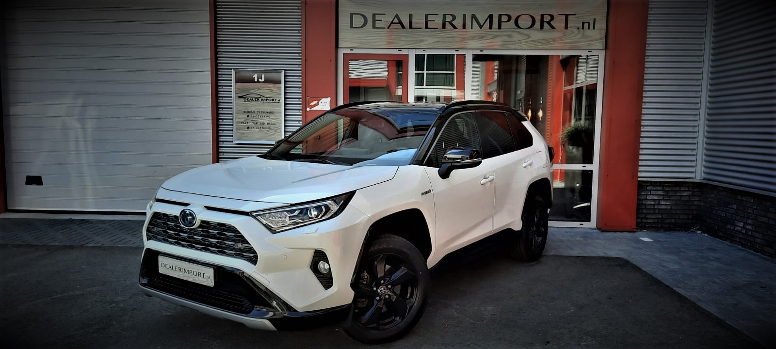 Toyota RAV4 Hybrid Bi-Tone